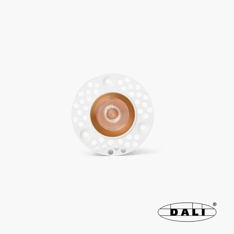 Certificado UNO downlight trimless empotrable negro/oro 8W 11° 3000K CRI90 DALI