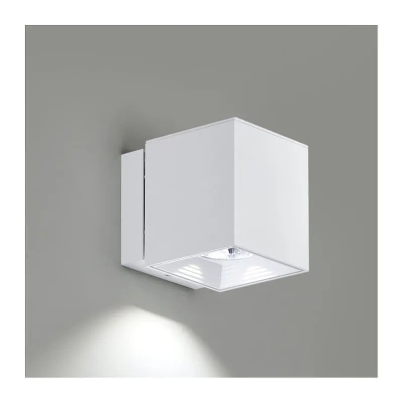 Marca Reconocida MILAN DAU 80 Aplique blanco mate LED 9,3W
